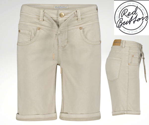 Red Button Short Relax (1530)